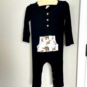 KateQuinn bamboo dino packet romper 12/18m